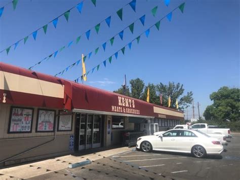 grocery stores in redding ca