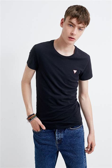 guess black shirt