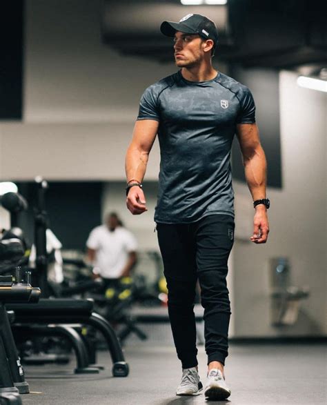 gym clothes for men