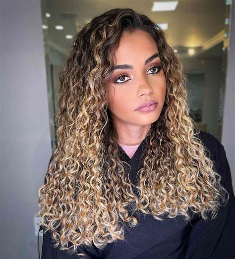 hair styles for long curly hair