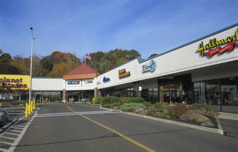 hamden plaza