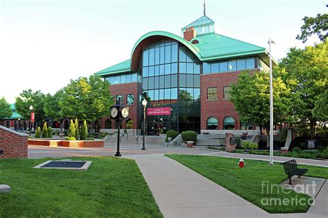 hamilton williams campus center