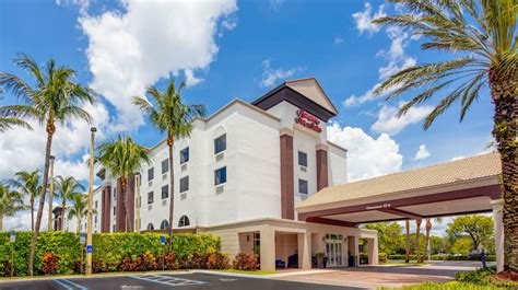 hampton inn and suites hotel wellington fl