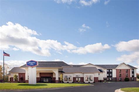 hampton inn birch run michigan