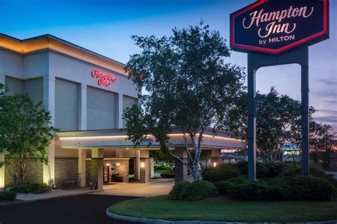 hampton inn fall river westport massachusetts