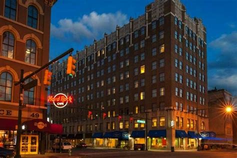 hampton inn indianapolis downtown