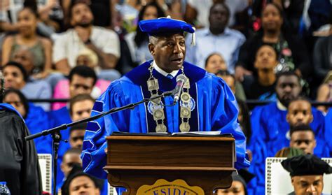hampton university degrees