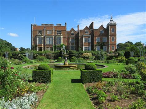 hatfield house hertfordshire uk