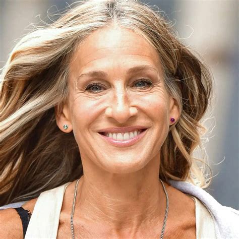 height and weight of sarah jessica parker