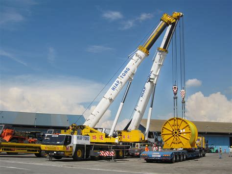 hiap tong crane & transport pte ltd