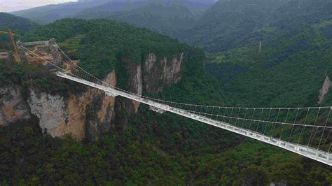 highest bungee jump in the world