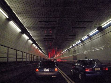 highway under the hudson a history of the holland tunnel Reader