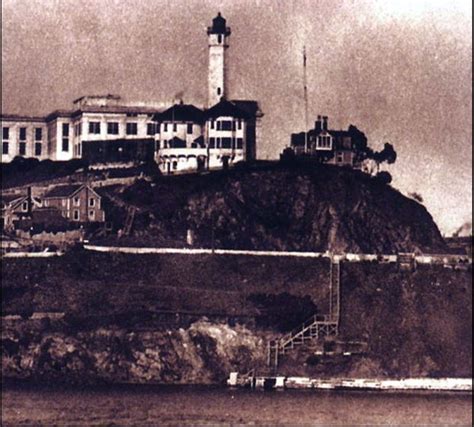 history of alcatraz island 1853 2008 images of america california Doc