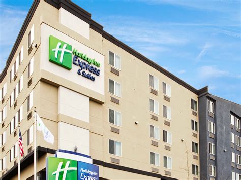 holiday inn express and suites seattle airport