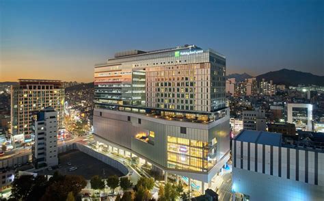 holiday inn express hongdae hotel