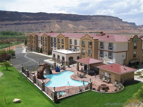 holiday inn express moab utah