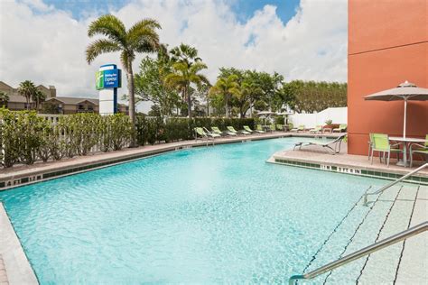 holiday inn express orlando major blvd