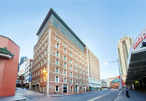 holiday inn harbour street sydney