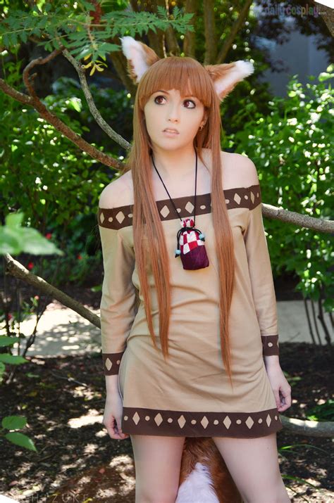 holo spice and wolf cosplay