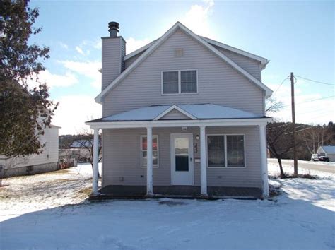 homes for sale norway mi