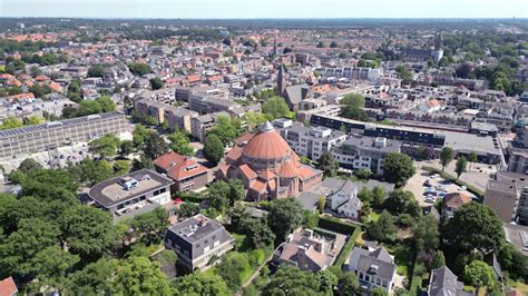 honderdvijftig jaar bussum dorp met de groene spieghel Reader