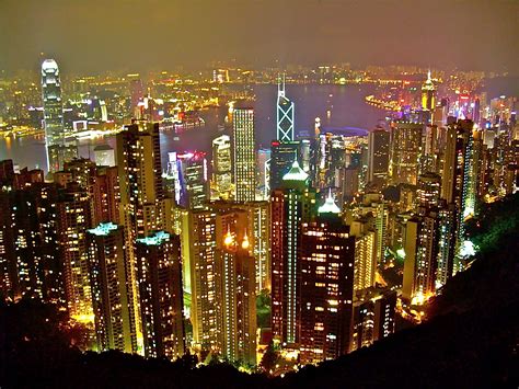 小紅書香港運營流量瓶頸突破：2025年增長策略全解析