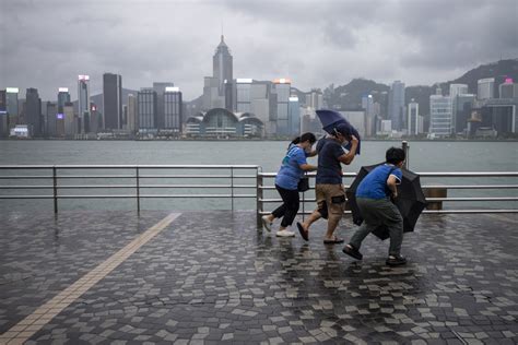 hong kong typhoon signal 10 history