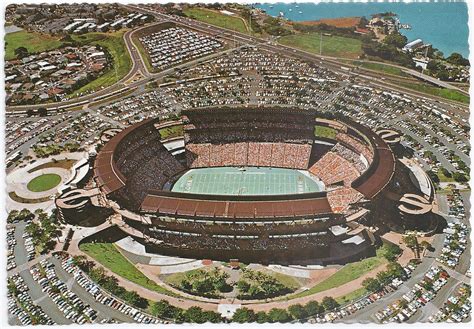 honolulu stadium where hawaii played Doc