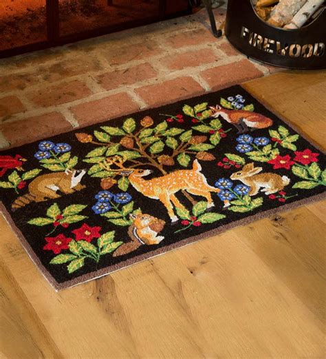hooking animals how to bring animals to life in wool rugs PDF