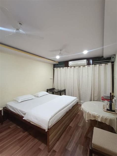 hotel janak varanasi