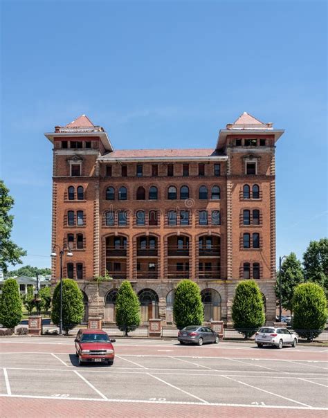 hotels clarksburg west virginia