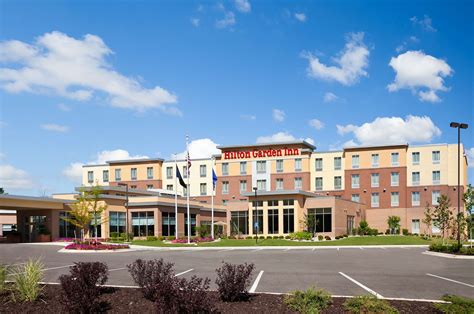 hotels close to briarwood mall ann arbor