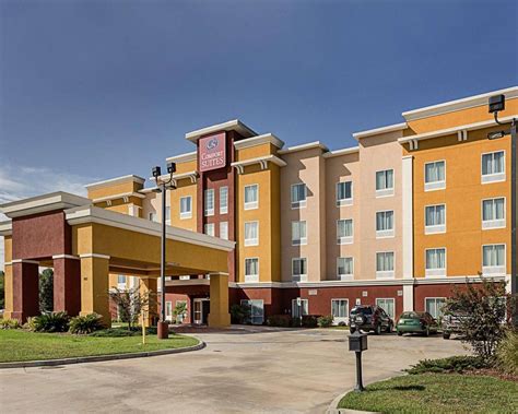 hotels near gonzales la