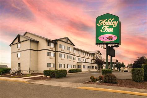 hotels near tillamook oregon