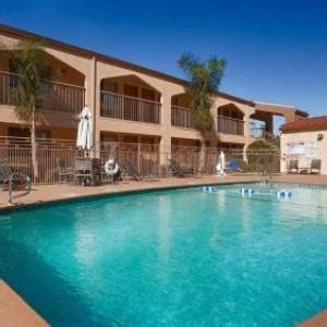 hotels near toyota amphitheatre wheatland ca