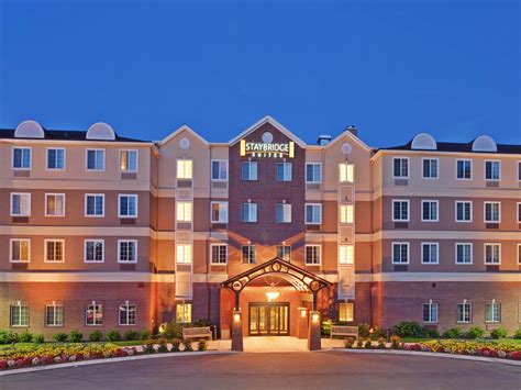 hotels near university of rochester