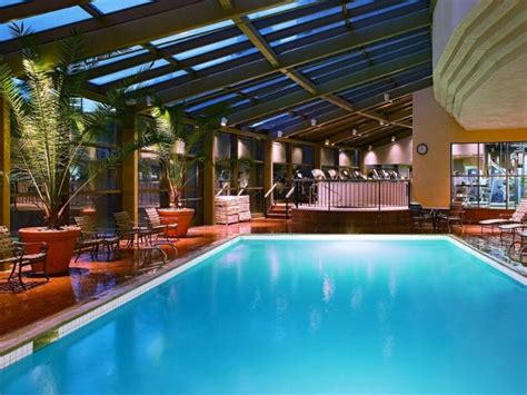 hotels with swimming pools in denver