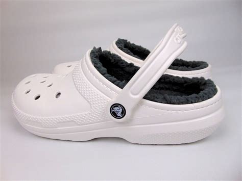 house shoes crocs