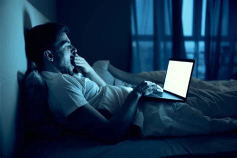 how do electronic devices affect sleep