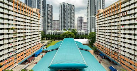 how many hdb flats in singapore