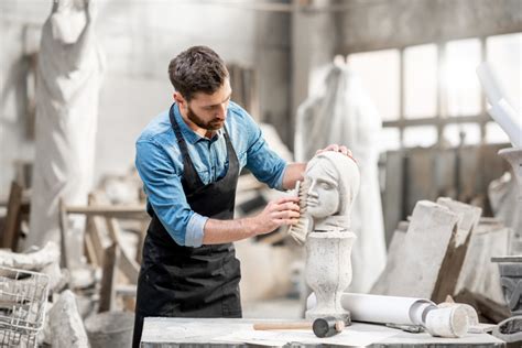 how much does a sculptor make