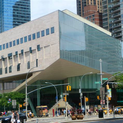 how much does it cost to attend juilliard