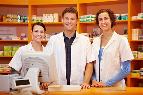 how to become a pharmacy technician in singapore