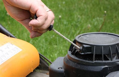 how to change the pull cord on a craftsman lawn mower Reader