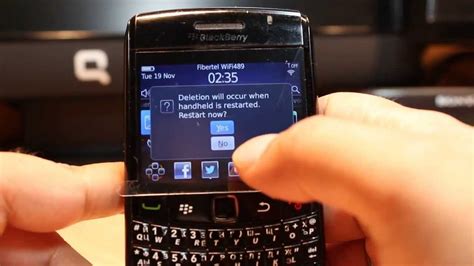 how to clear cookies on blackberry bold Reader