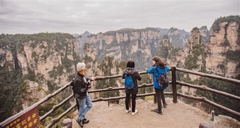 how to get to zhangjiajie from singapore