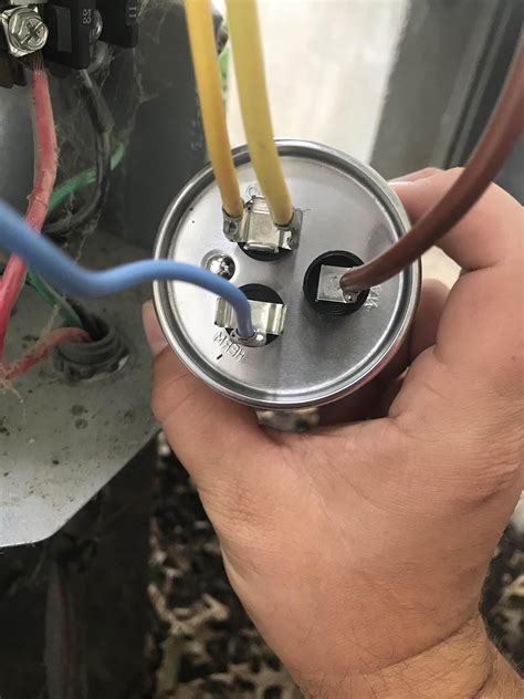 how to hook up a ac capacitor Doc