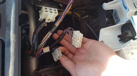 how to hook up a car stereo without a harness Reader