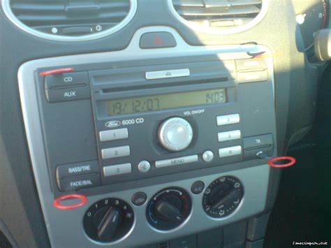 how to take out ford focus radio Doc