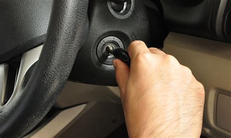 how to turn on a manual car PDF